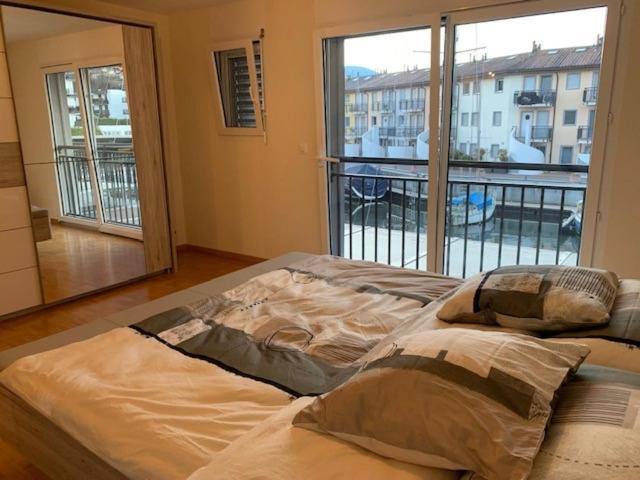 Superbe Appartement Dans La Marina Du Bouveret Port-Valais Esterno foto